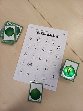 Lesmateriaal True van auteur de beweegjuf