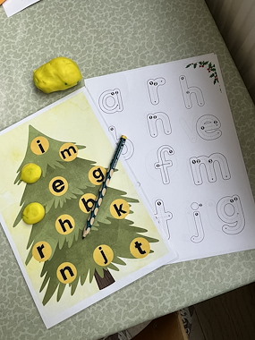 Lesmateriaal True van auteur Juf_Cynthia_