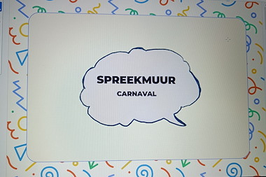 Lesmateriaal Sprekende muur - carnaval van auteur Christl